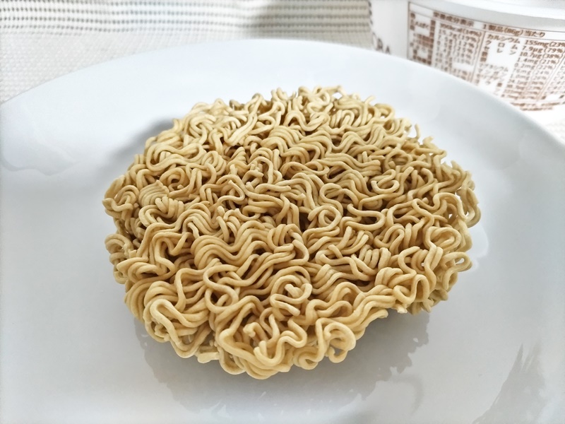 ベースヤキソバの麺